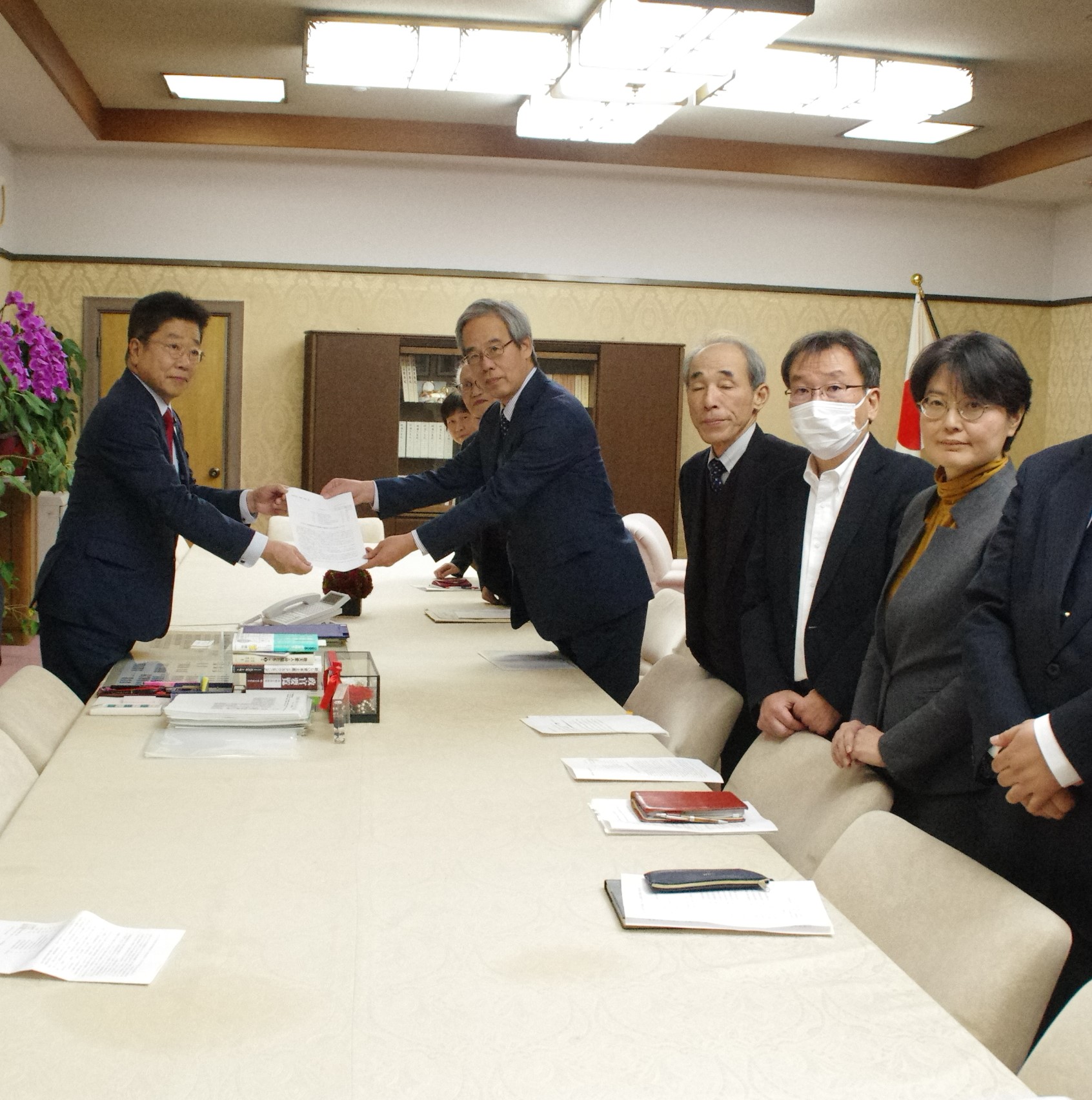 財務大臣に「学校給食無償化」要請 - 新日本婦人の会中央本部