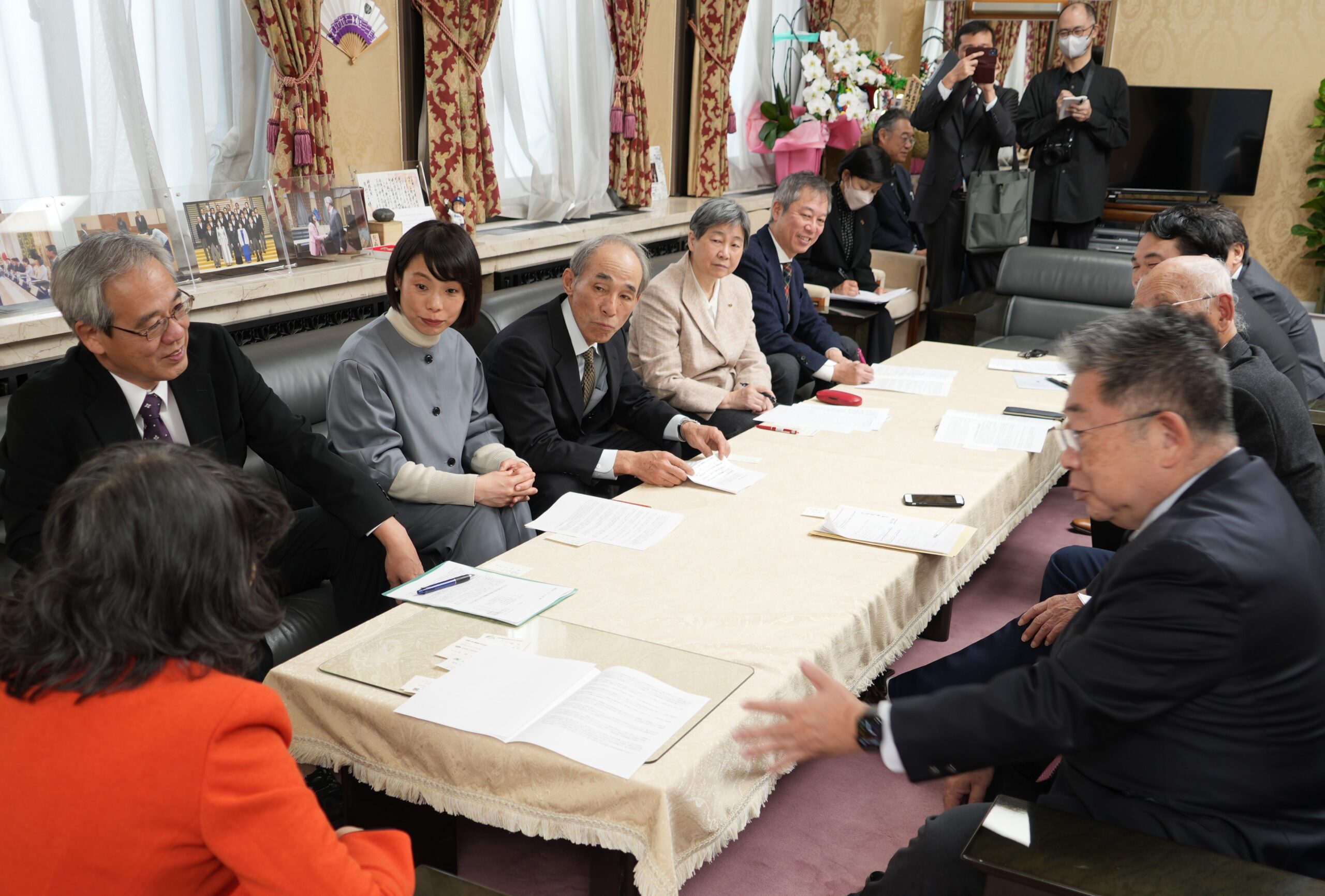 便所の進化　国民科学(2) 厚生閣　函少ヤケ 厚生省予防局長 本当の意味での「無償化を」を！財務大臣交渉 - 新日本婦人の会中央本部
